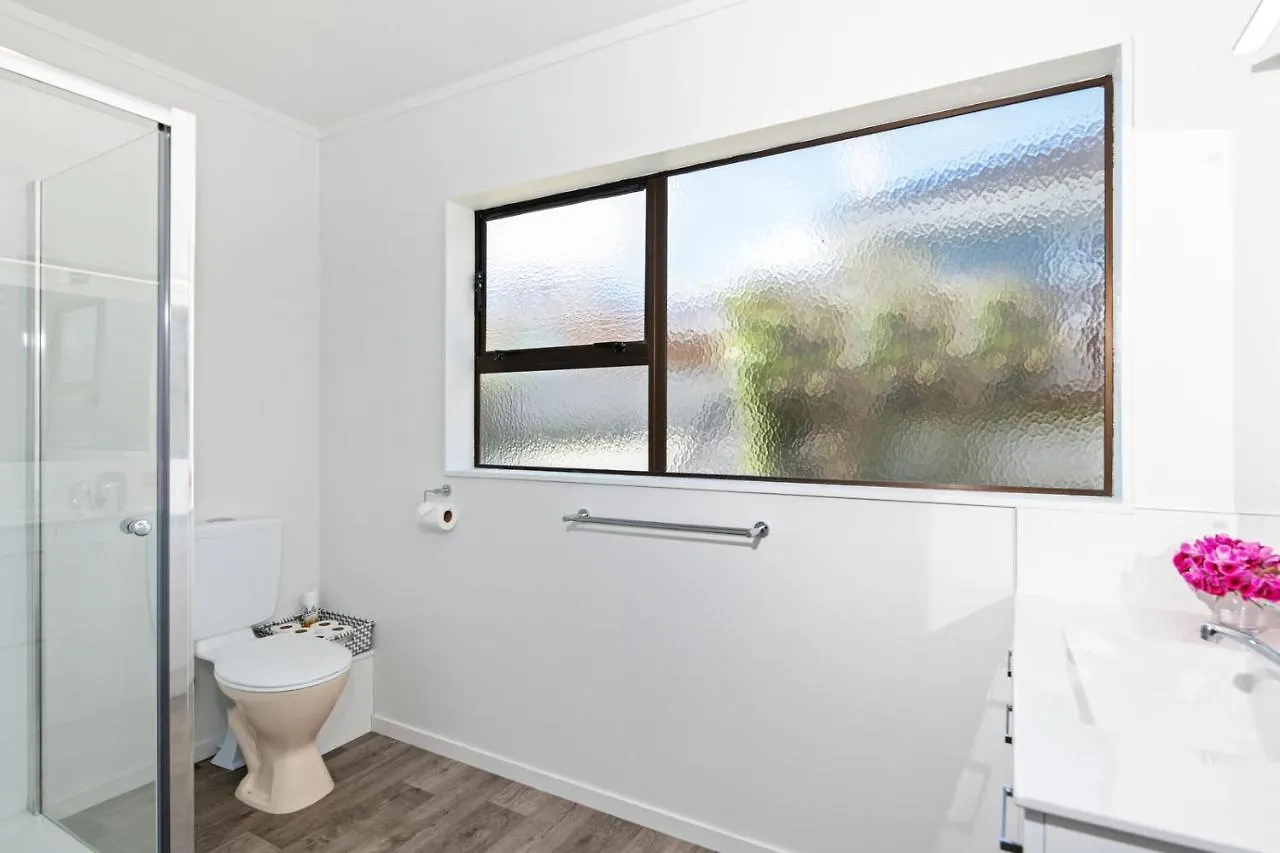 Apartment Mt Beach Retreat - Mt Maunganui Holiday Home Mount Maunganui
