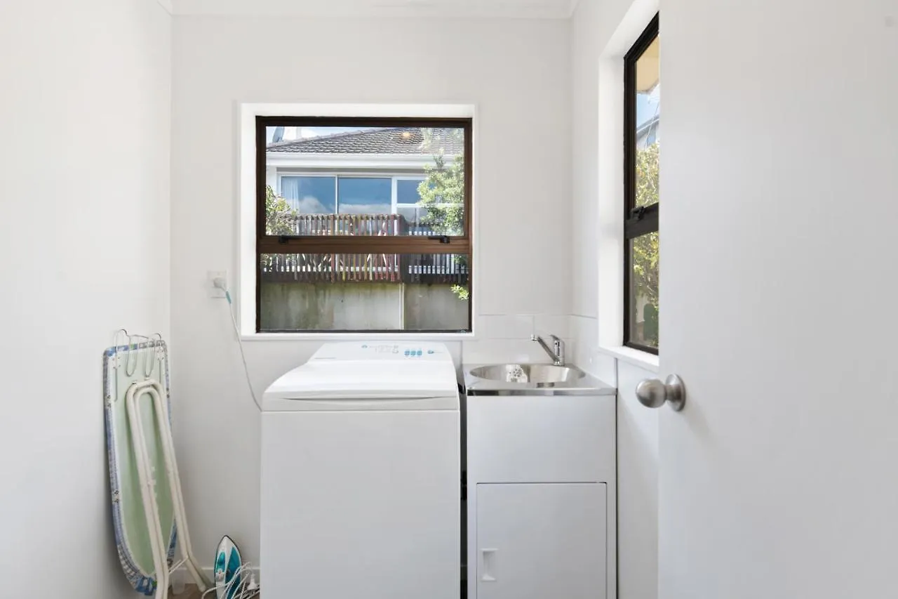 Mt Beach Retreat - Mt Maunganui Holiday Home Mount Maunganui